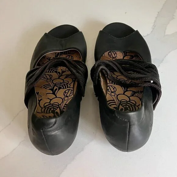 Fly London Woman's Black LAFF Peep Toe Ballerina Shoes Size 7 - Picture 3 of 16